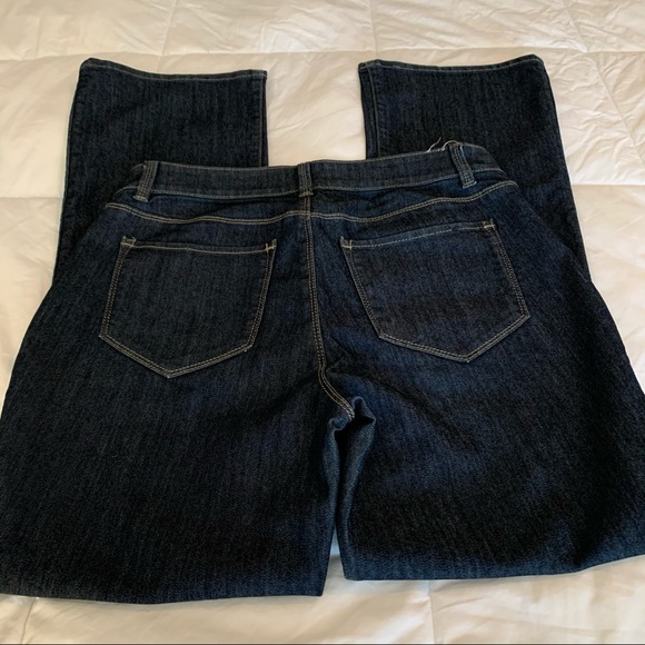 Ann Taylor Curvy Fit Ladies Jeans - Picture 3 of 3